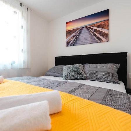 Kailani Luxury Central 3 Bedroom, 3 Bathroom Apartment With A Sunny Balcony Zadar Extérieur photo