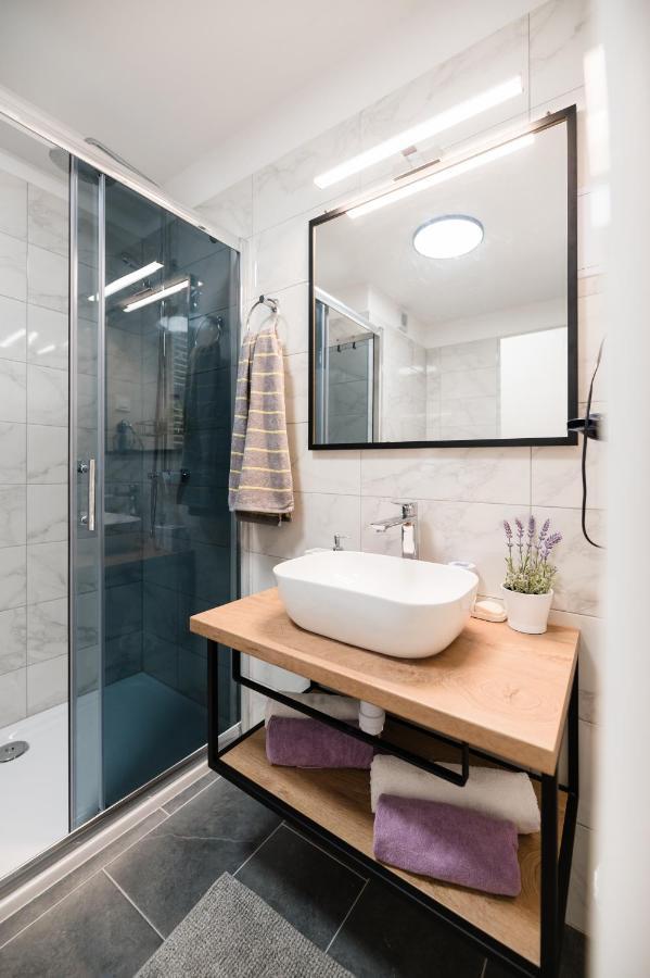 Kailani Luxury Central 3 Bedroom, 3 Bathroom Apartment With A Sunny Balcony Zadar Extérieur photo