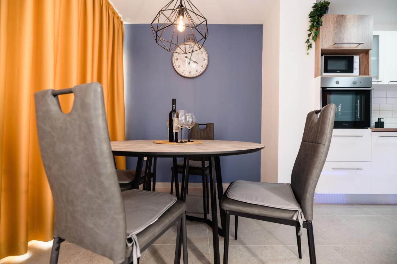 Kailani Luxury Central 3 Bedroom, 3 Bathroom Apartment With A Sunny Balcony Zadar Extérieur photo