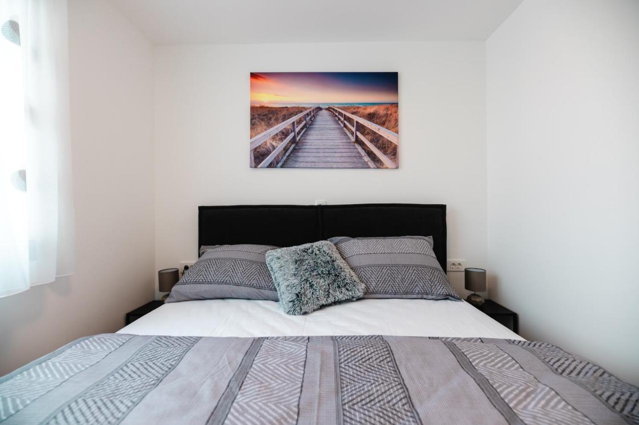 Kailani Luxury Central 3 Bedroom, 3 Bathroom Apartment With A Sunny Balcony Zadar Extérieur photo
