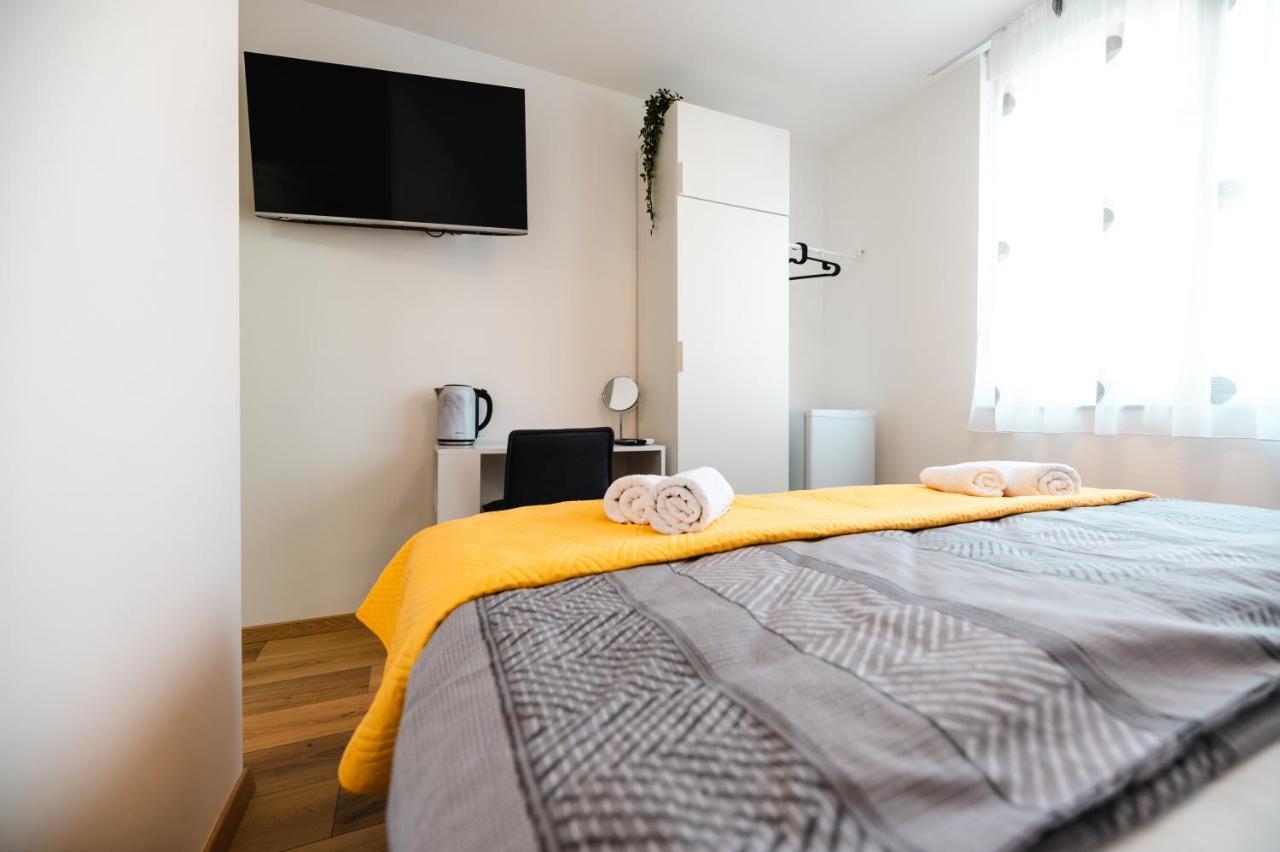 Kailani Luxury Central 3 Bedroom, 3 Bathroom Apartment With A Sunny Balcony Zadar Extérieur photo