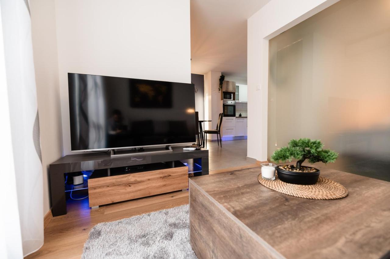 Kailani Luxury Central 3 Bedroom, 3 Bathroom Apartment With A Sunny Balcony Zadar Extérieur photo